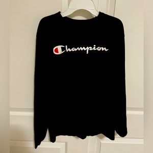 Champion Crewneck Sweater. - Medium